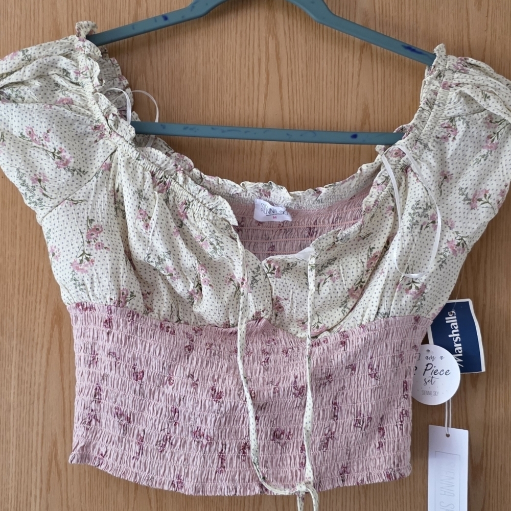 Sienna Sky Floral Casual Skirt in Pink and Cream - Picture 5 of 5